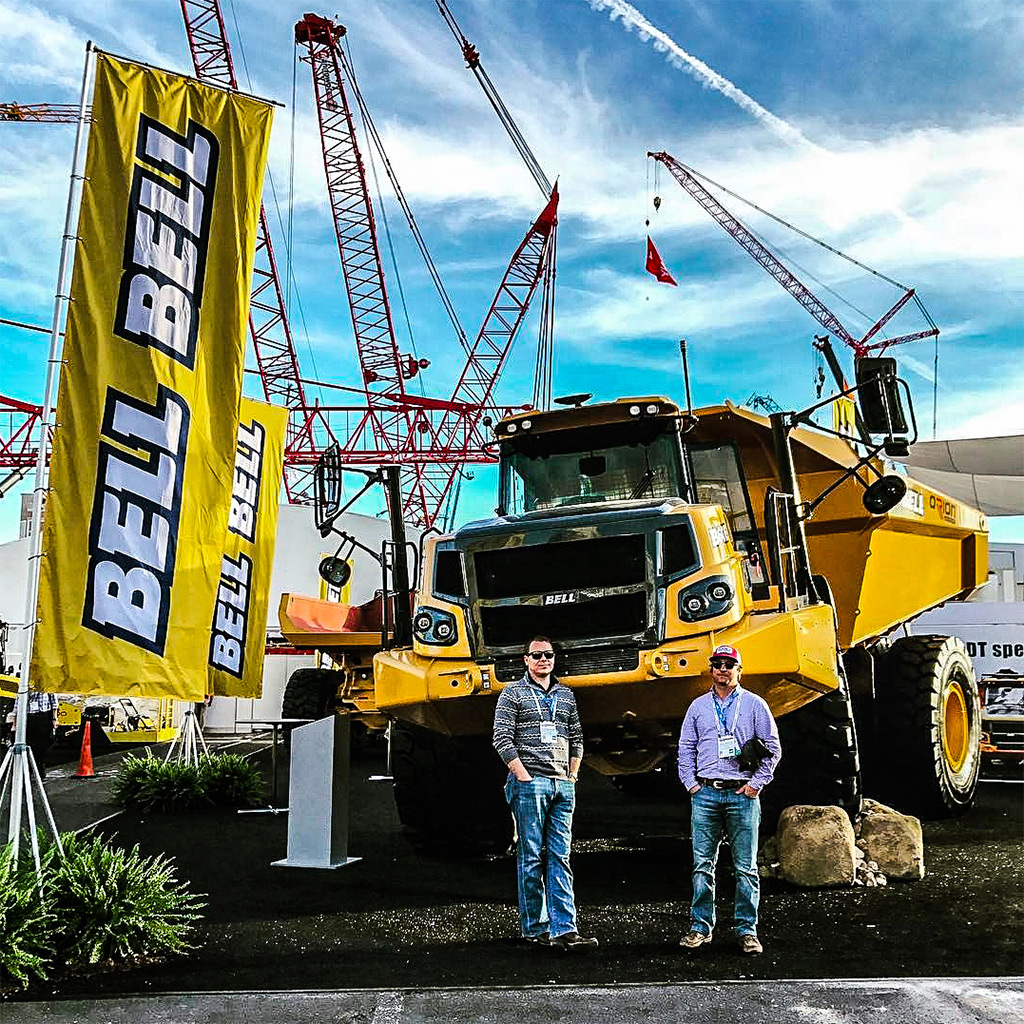 Anderson Machinery guys at CONEXPO-AGG/CON 2017